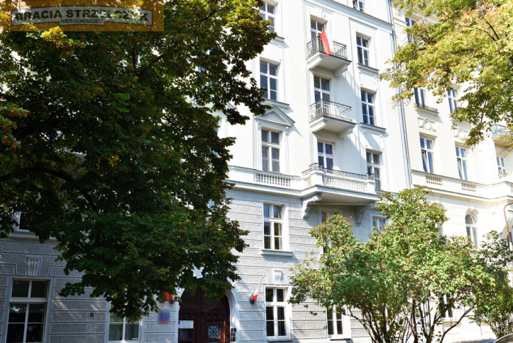 Mieszkanie Sprzedaż  Śródmieście Flory 1